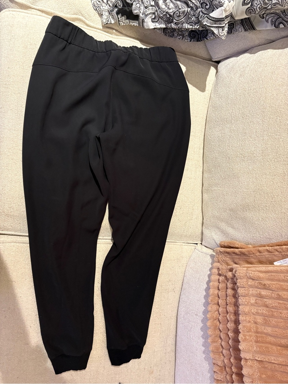 lululemon athletica Black Elastic-Waist Jogger Pants "On the Fly" - Picture 3 of 7